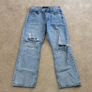 Aeropostale 000 Short Baggy Light Wash Distressed Jeans